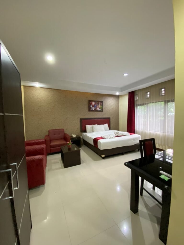 Junior Deluxe Room gallery image 3